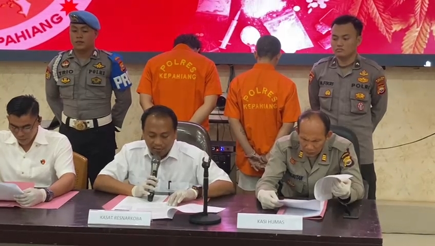 Edar dan Konsumsi Narkotika LSM dan Kontraktor Dibekuk Satnarkoba 1 IMG 20240802 12212964