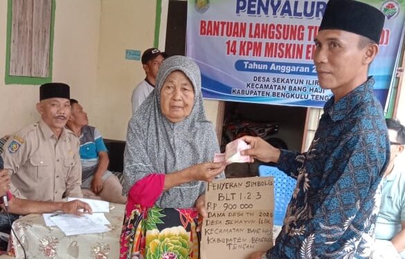‎Menjelang Lebaran, Pemerintah Desa Sekayun Ilir Salurkan BLD DD