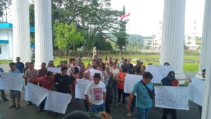 Tidak Terima Akan Digusur, Pedagang Terminal Kepahiang Gerudu Kantor DPRD