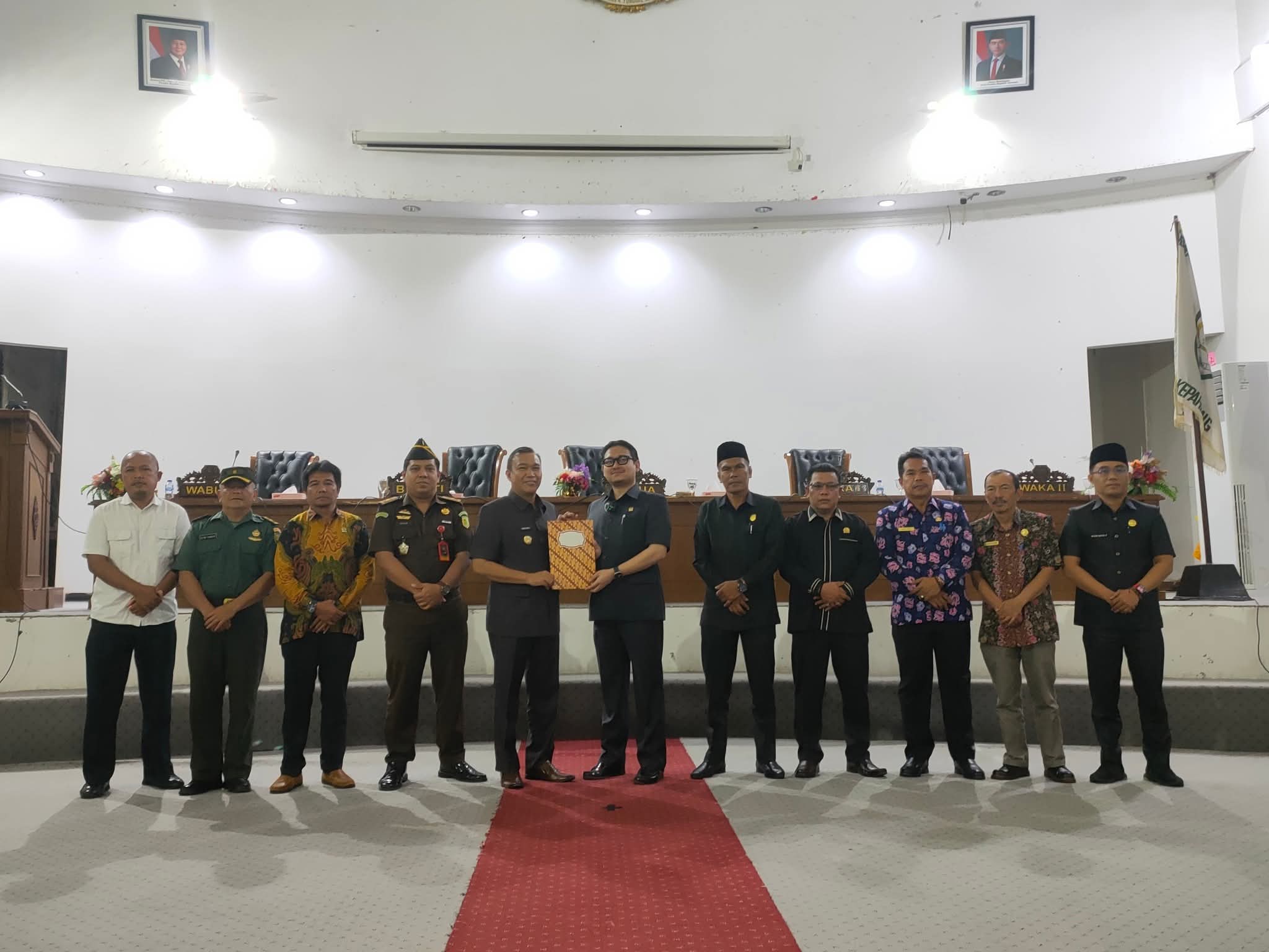 5 Fraksi DPRD Kepahiang Setujui Raperda APBD-P 2025 1 FB IMG 1752149009600