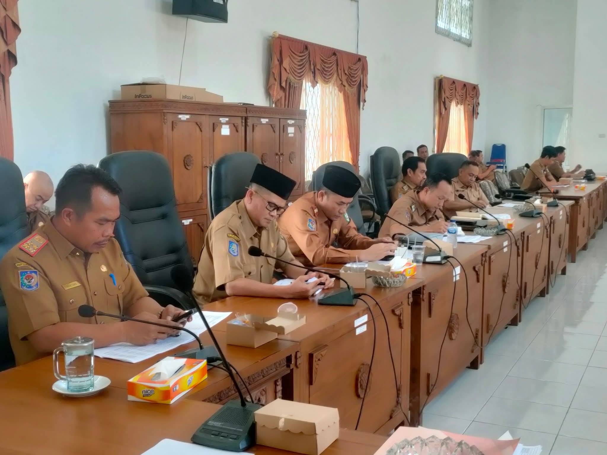 DPRD Rampung Bahas RAPBD-P 2025 3 FB IMG 1754073889890