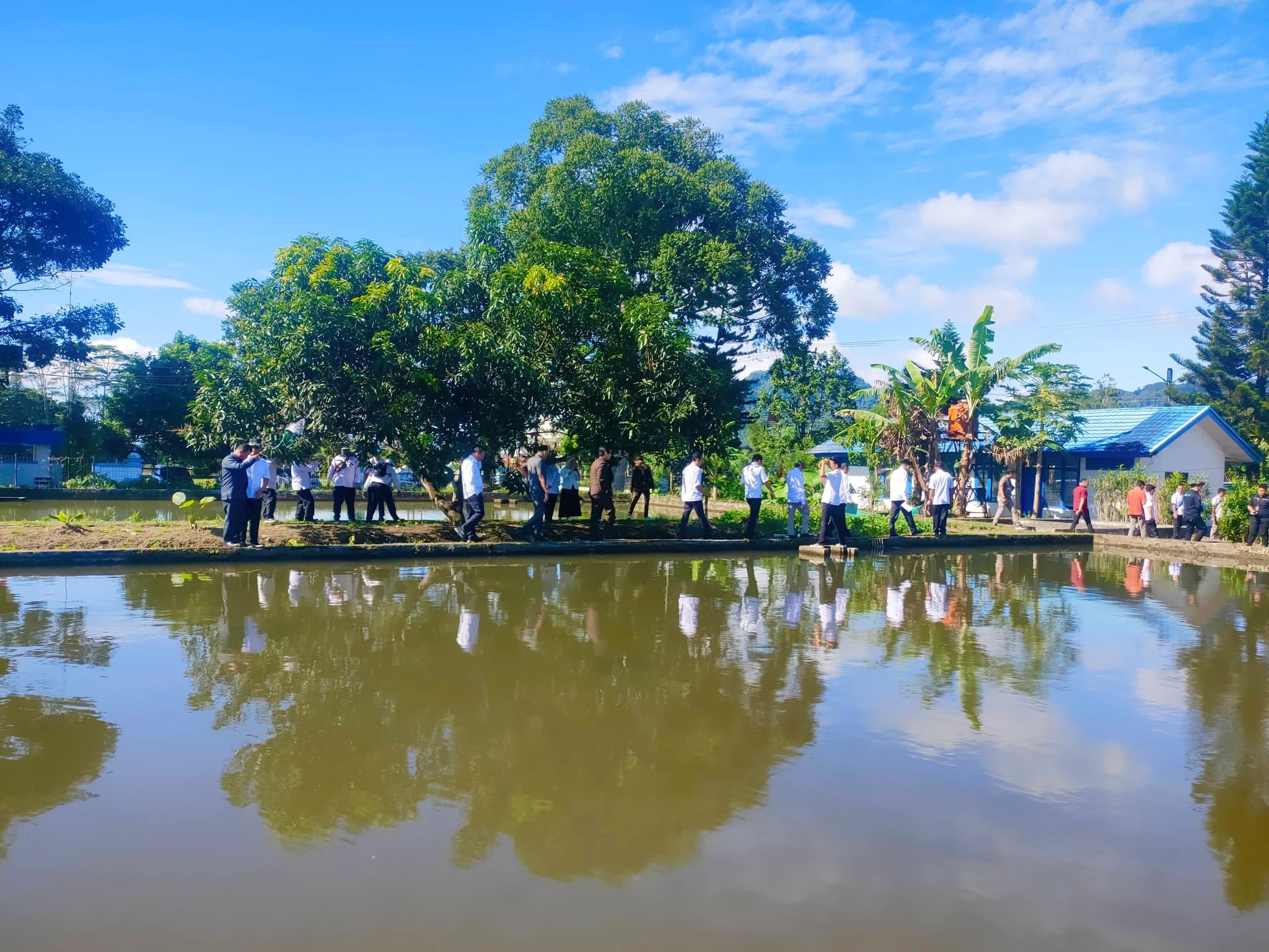 Ketua DPRD Provinsi Bersama Pemda Kepahiang Tinjau Lahan Sport Center 2 FB IMG 1754207363170