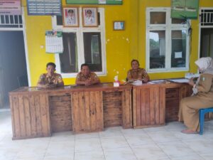 Pemdes Kandang Laksanakan Pembangunan Tahap II Jalan Rabat Beton Di Dusun Satu
