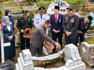 DPRD Kepahiang Hadiri Upacara Dan Tabur Bunga Hari Pahlawan 2025