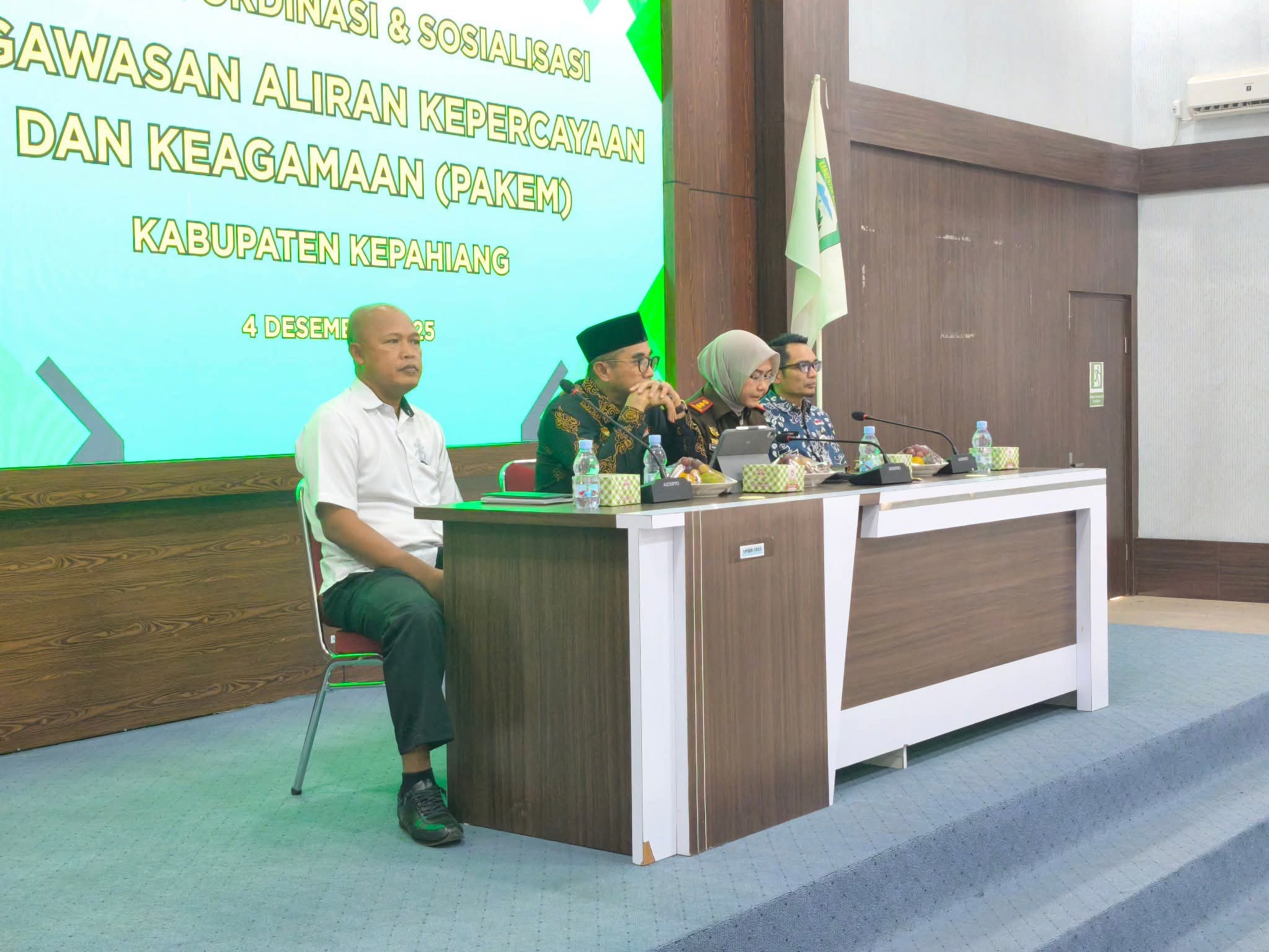 Wakil Bupati Buka Rapat Kordinasi Pakem Bersama Pihak Kejaksaan 2 FB IMG 1765599652361