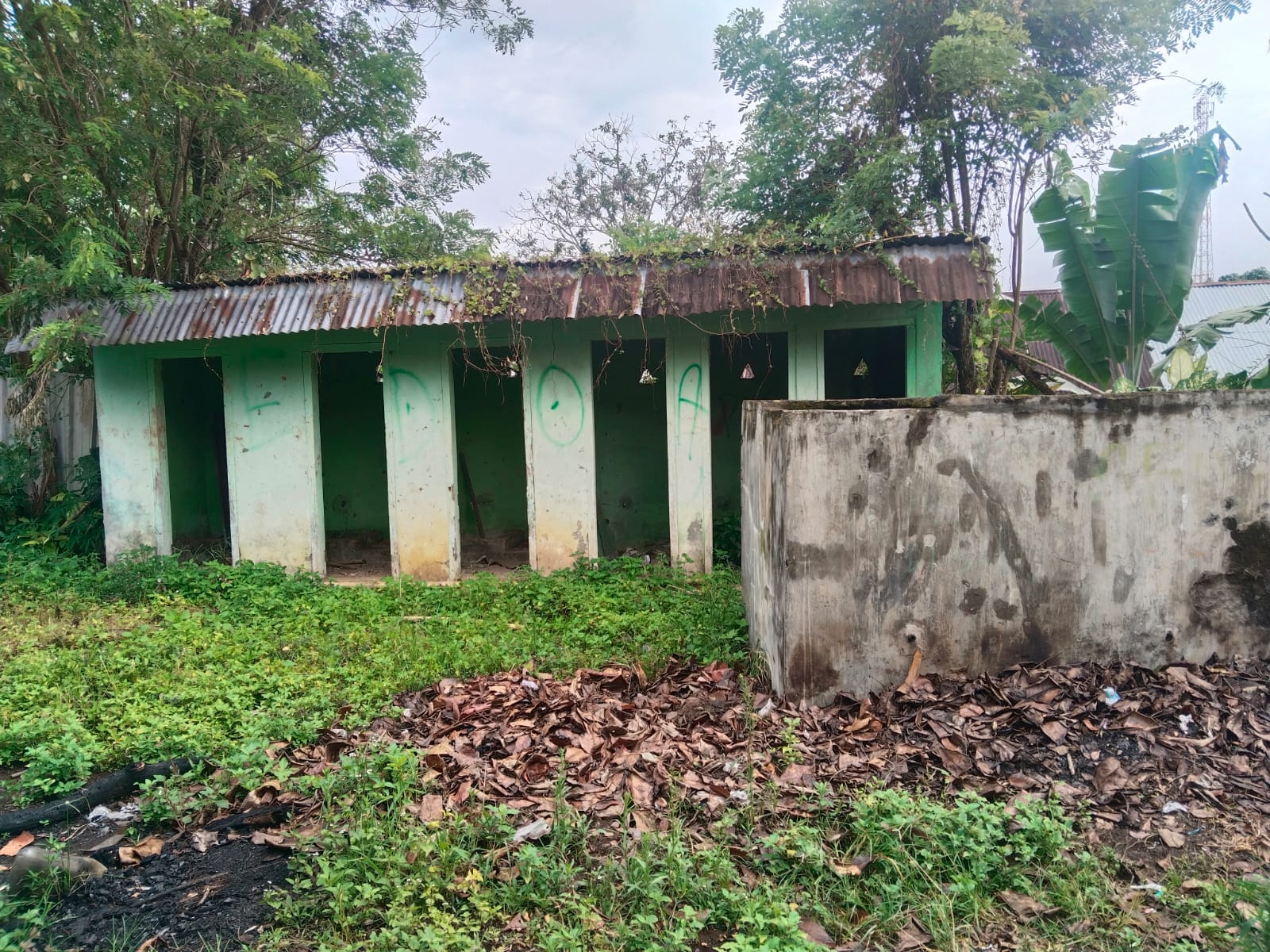 Miris.!! Kepsek SMPN 2 Tebat Karai, Ajukan Permohonan Rehab WC 1 IMG 20260306 WA0276