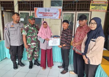 Pemdes Air Hitam Salurkan BLT-DD Tahap Pertama Kepada 8 KPM