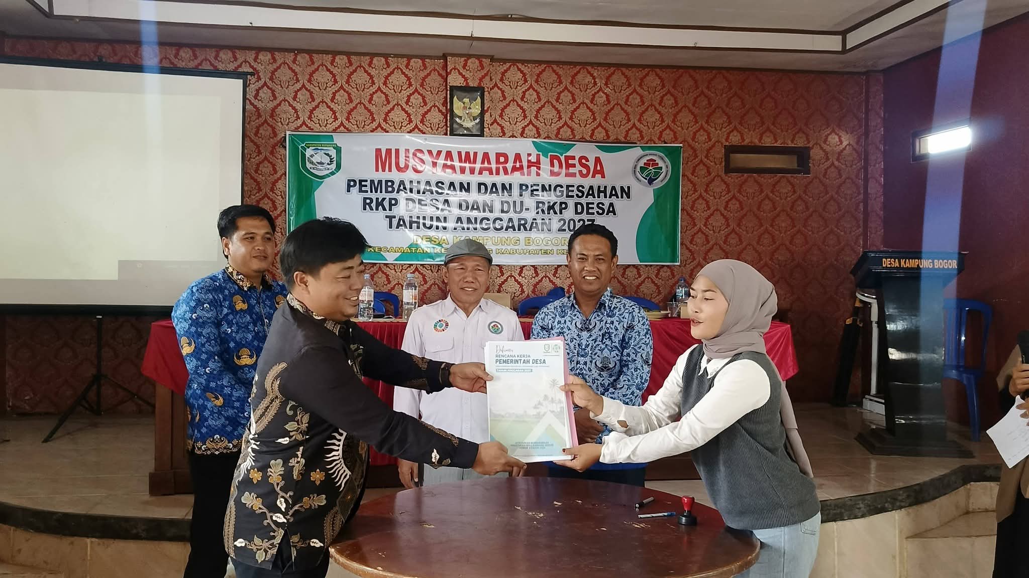 Musdes Kampung Bogor Sahkan RKP Desa 2027 dan DU-RKP Desa 2028, Sepakat Bangun Desa Lebih Baik 2 FB IMG 1789696907400